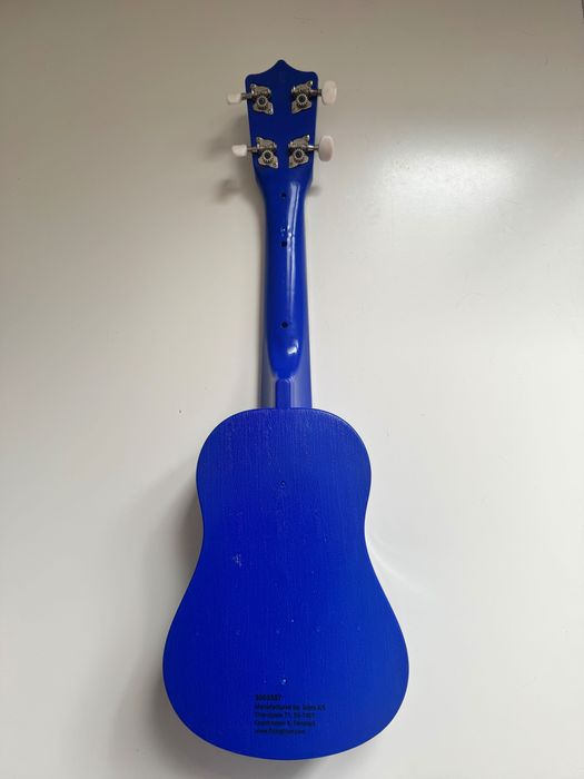 Ukelele infantil azul
