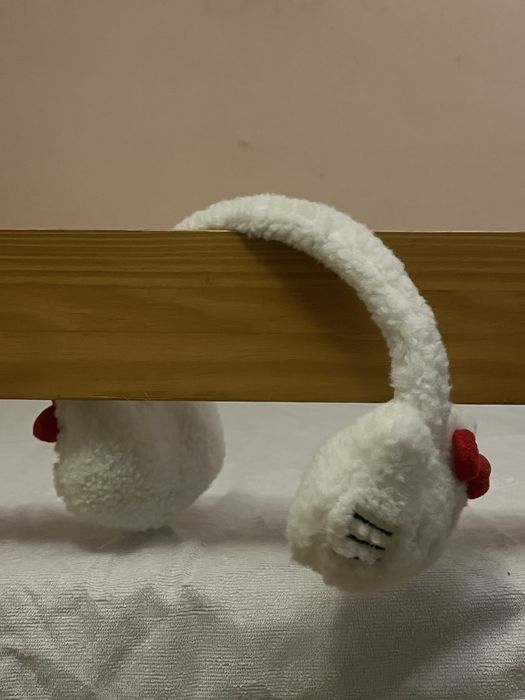 Protetores de orelhas hello kitty