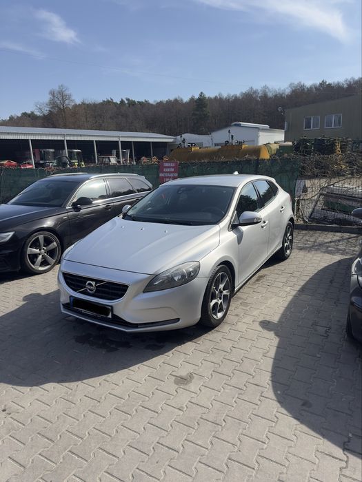 Volvo V40 D2 1.6 114km