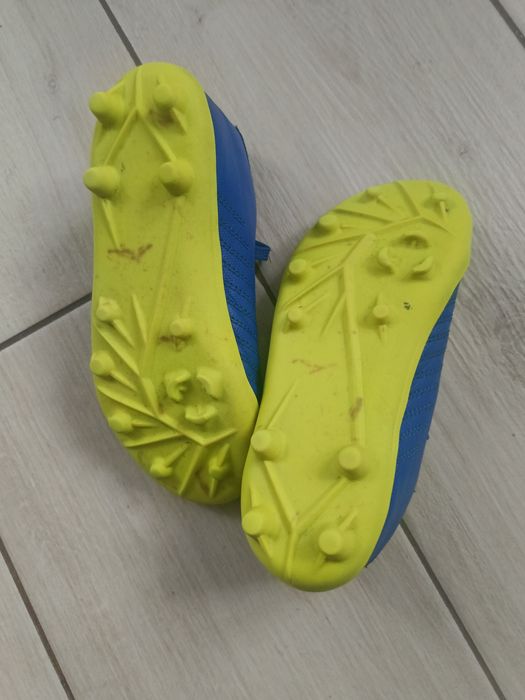 Buty piłkarskie Korki Kipsta 28