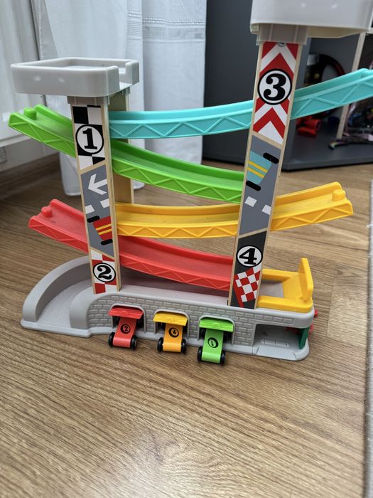 Швидкісний трек спуск для машинок