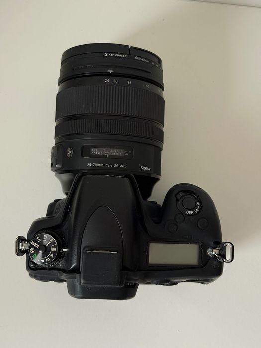 Nikon D750 (corpo) + capa de silicone, excelente estado