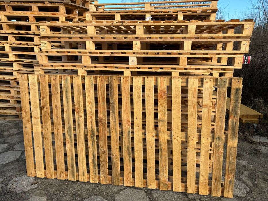 Palety na ogrodzenie