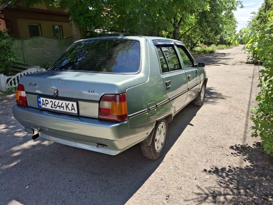 Славута ЛЮКС 2006г ГАЗ авто в отличном состоянии.