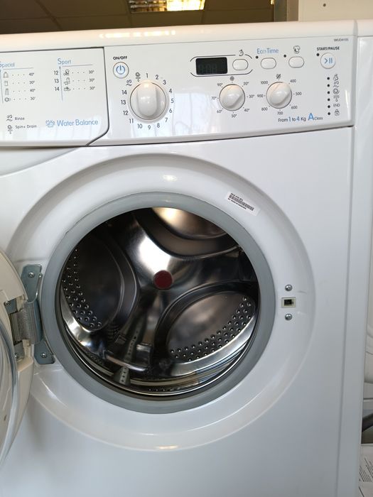 Стиральная машина б/у Indesit в рабочем состоянии iwud4105
