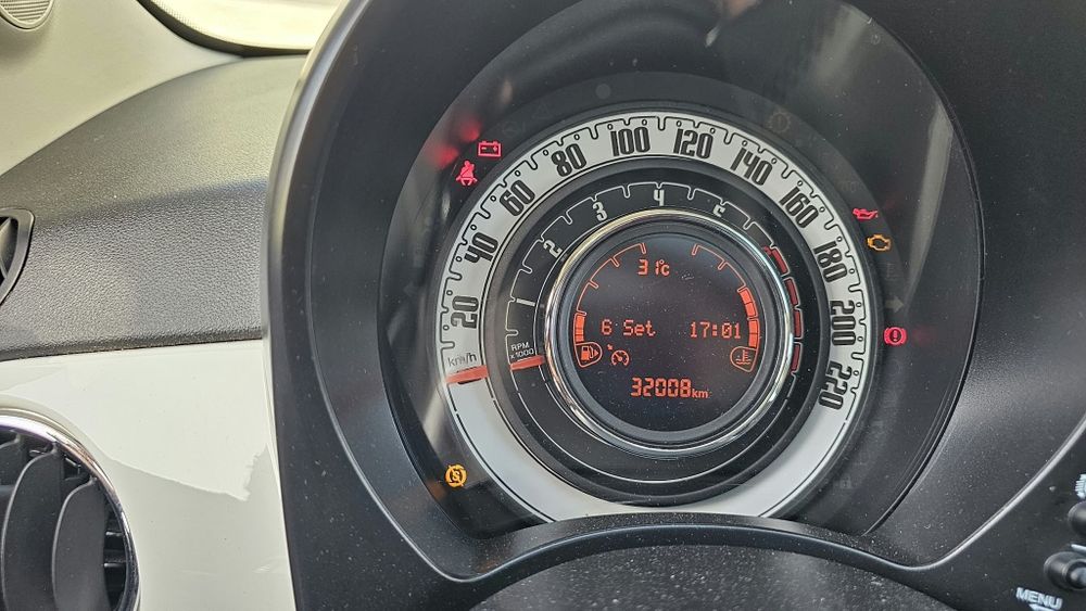 Fiat 500 -Gasolina-Muito estimado