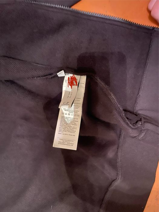 Продам оригинальный зип худи C.P. Company