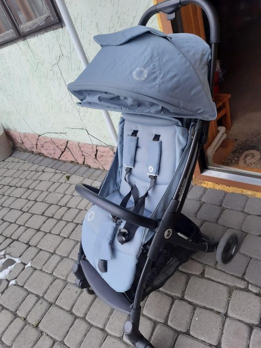 Коляска maxi cosi