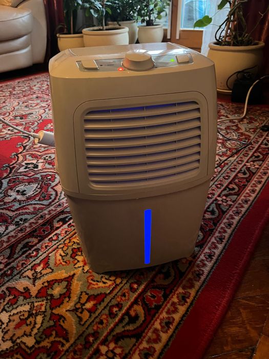 продам увлажнитель воздуха