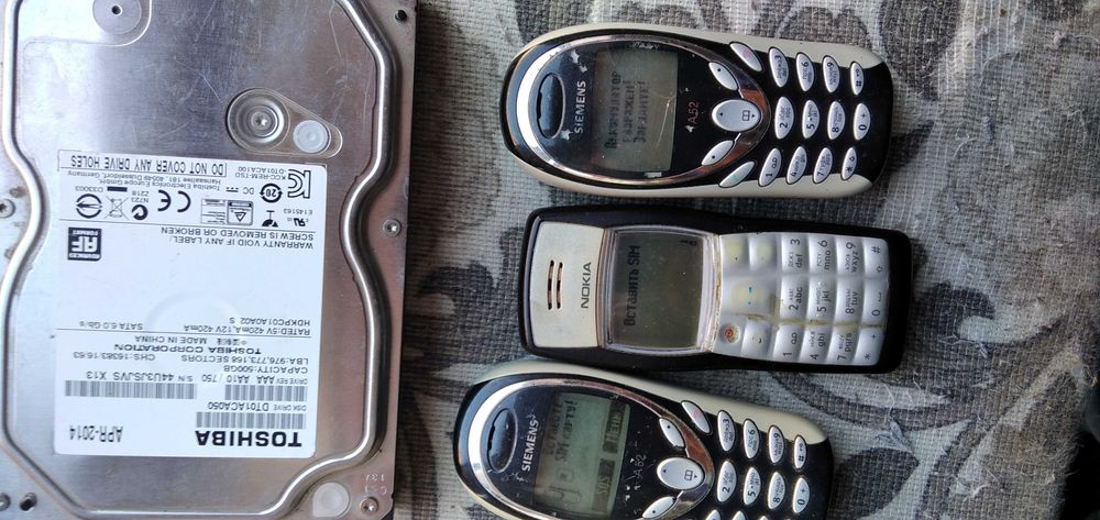 Мобильный телефон Nokia