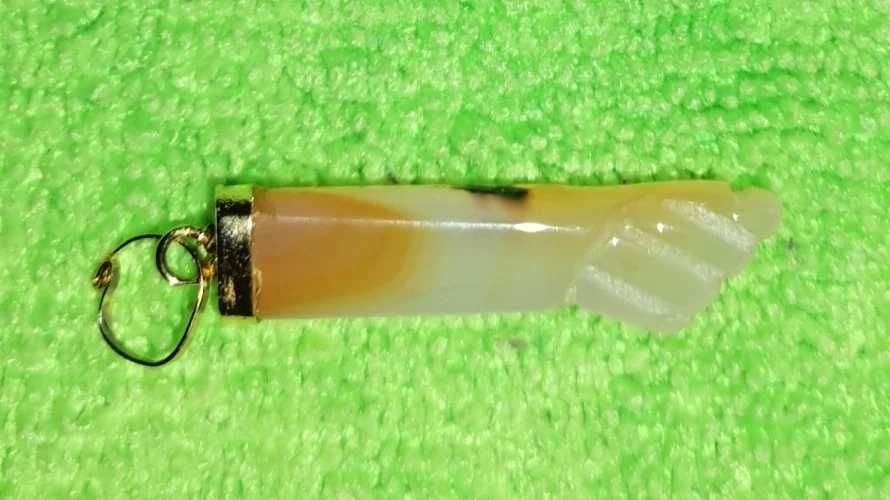 Pendente de figa, mão em ágata, amuleto da sorte