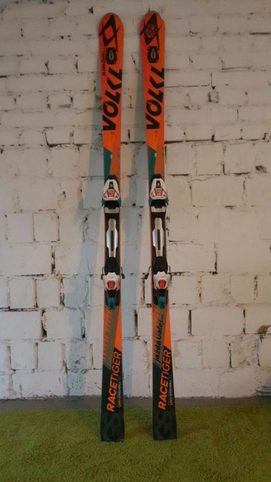 Jak nowe - Narty VOLKL Racetiger GS UVO