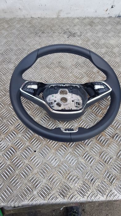 Skoda Octavia IV Kierownica skórzana Panel Multi Bardzo ładna