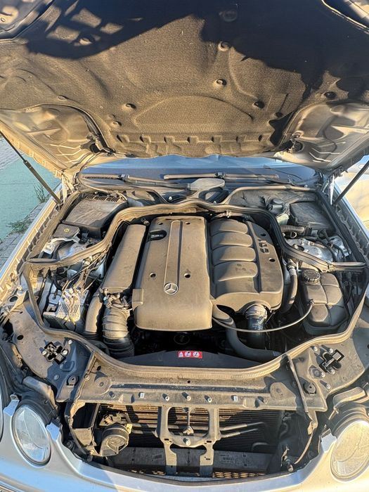 Mercedes-Benz E220517723166596157446