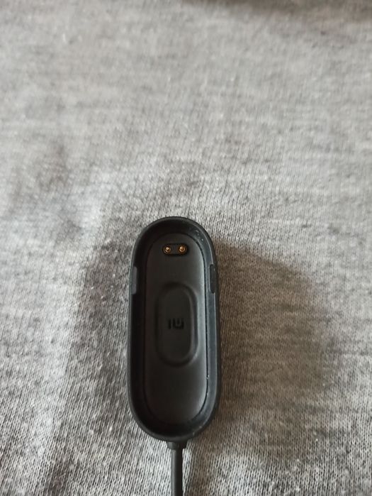 Продам Mi Band 4