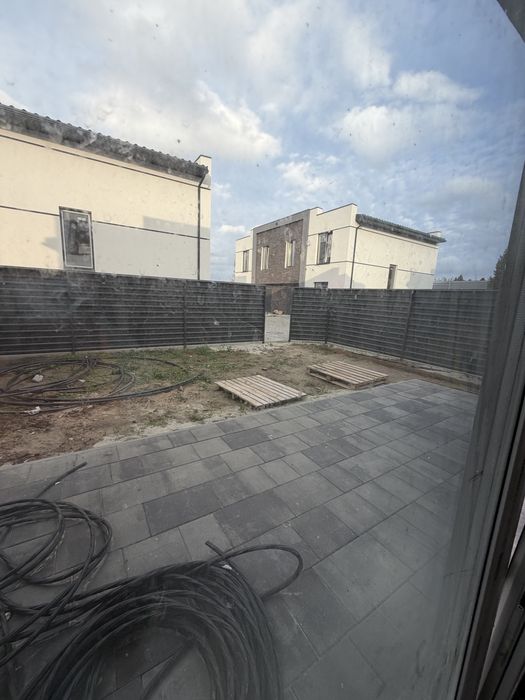 Будинок дуплекс власник біля лісу з газом