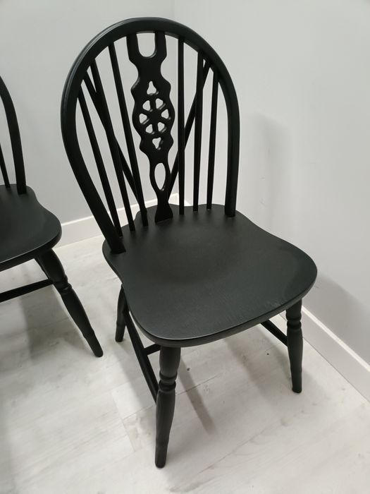 Krzesła Windsor Fameg Radomsko po renowacji 40szt  loft,  czarne