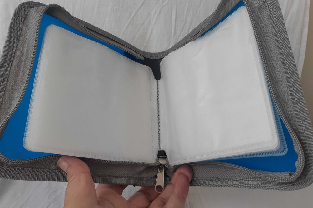 Porta CDs (12 bolsas)