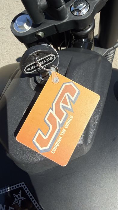 UM Renegade Vegas 125cc de 2021. Praticamente nova. 2700 kms