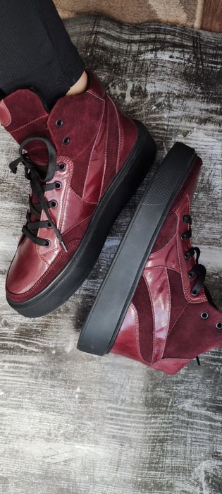 Ботинки сапоги бордовые полусапоги