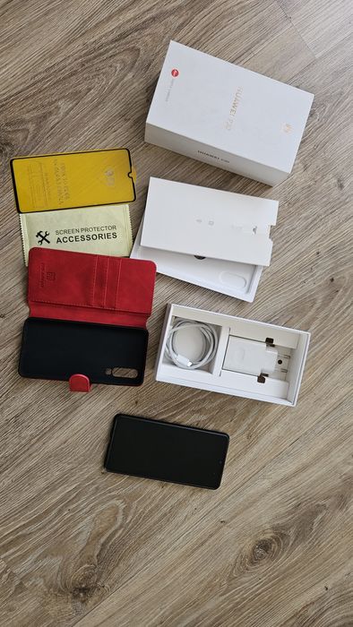 Huawei p30 6/128gb nie ładuje systemu opis