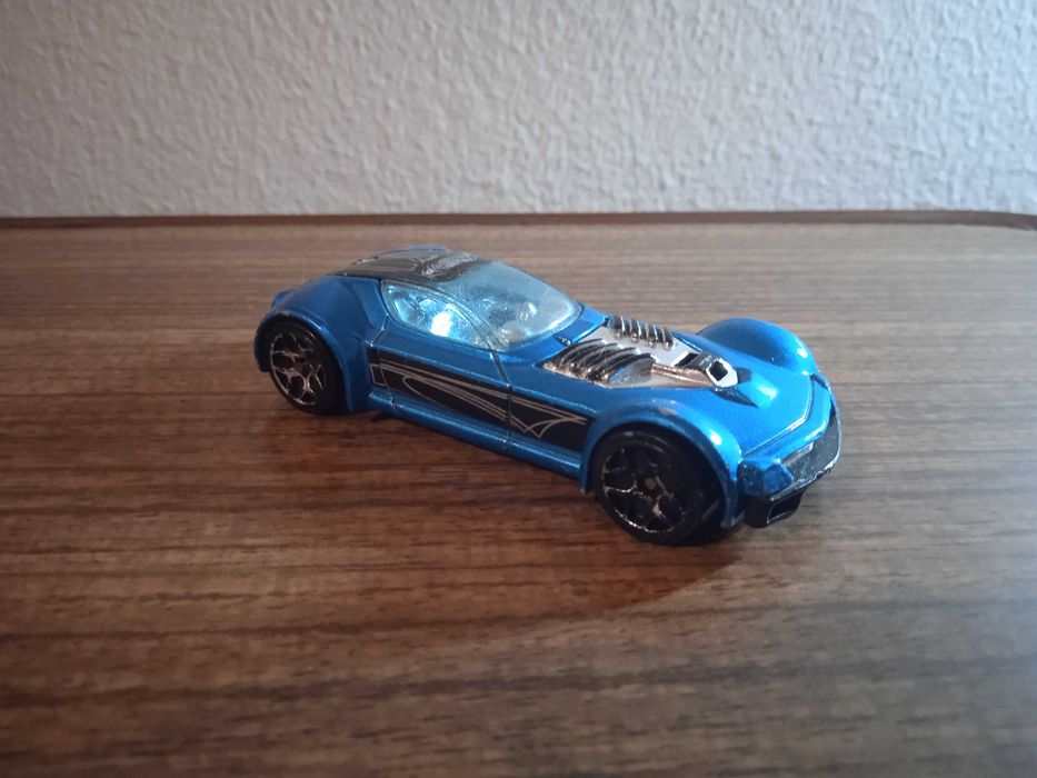 Hot Wheels Ballistik
