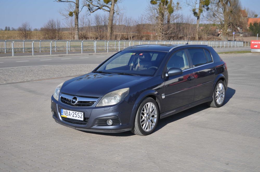 Opel Signum 2.8 V6