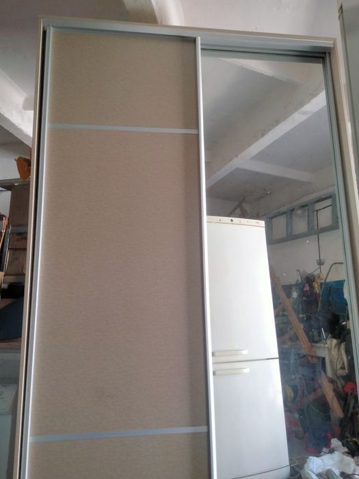 Продам шкафкупе белый