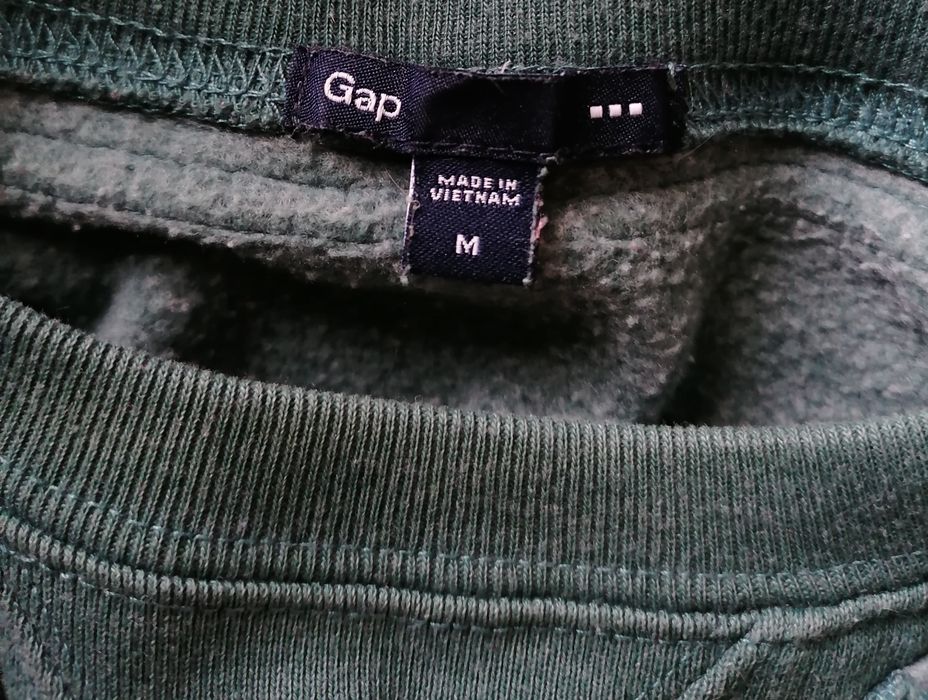 Bluza z kapturem marki GAP
