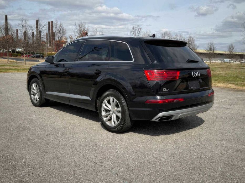 Audi Q7 quattro Premium 45 TFSI      2019