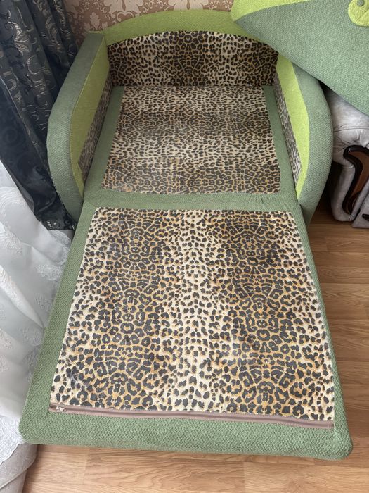 Продам дитячий диван-ліжко