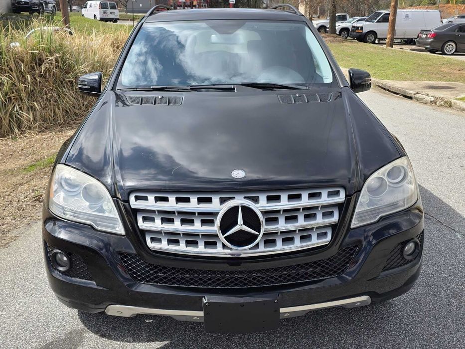 Mercedes-Benz M-Class ML 350 4MATIC      2011