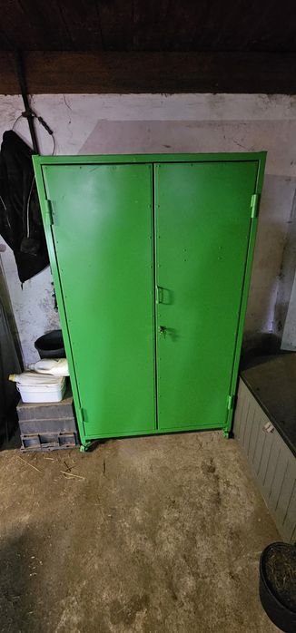 Szafa paka jezdziecka