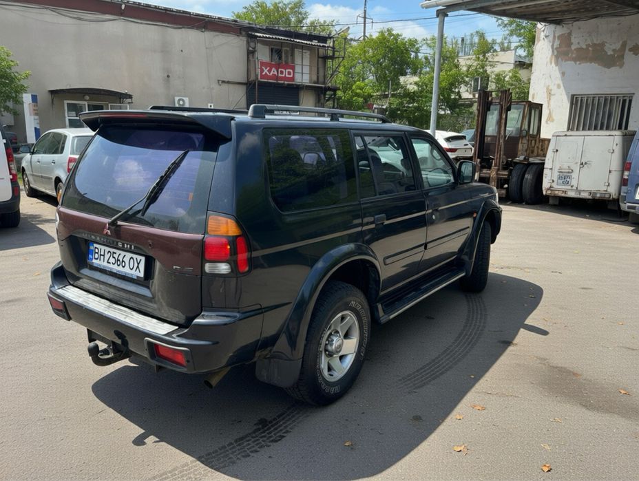 Mitsubishi Pajero 3.5 V6 • 2002 год