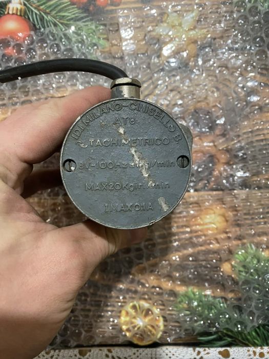 Tachometr IDL Milano - Cinisello AT 8