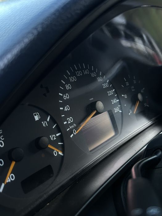 Продам мерседес w210,цікавить обмін на віто,із моєю доплатою
