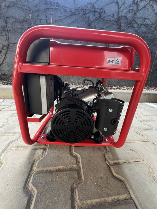 Генератор бензиновий інверторний Einhell 230В TC-IG 1100