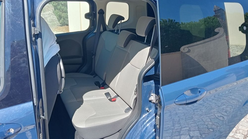 Ford tourneo Courier — photo 5