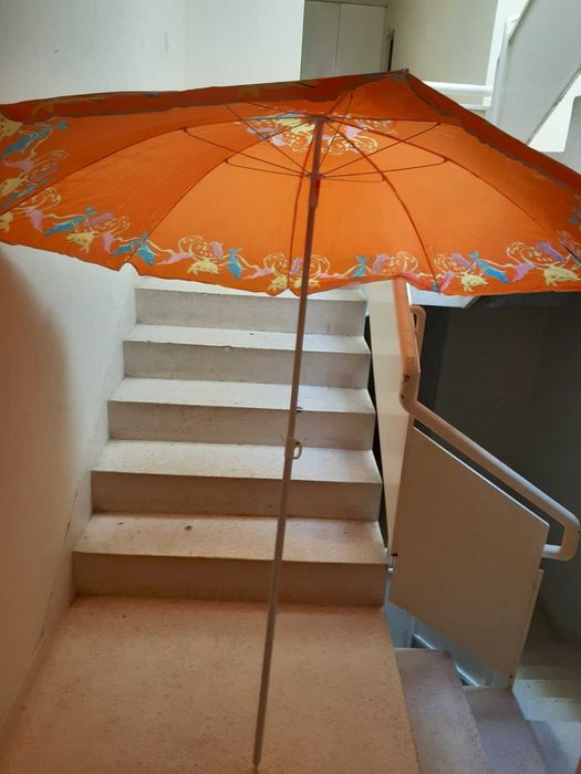 Guarda sol de praia.