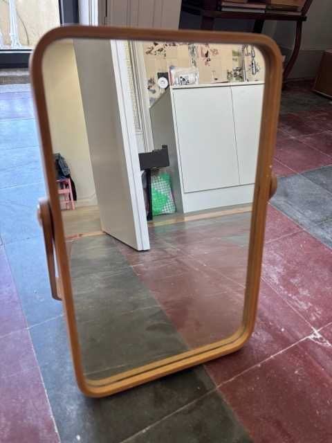 Espelho de Mesa de madeira Ikea