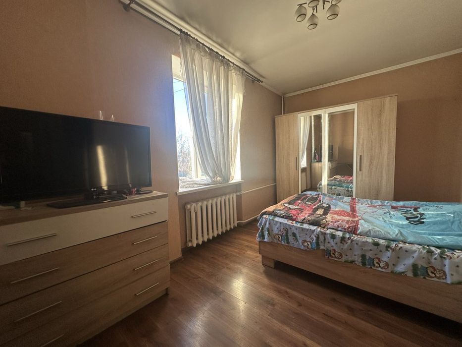 Трикімнатна сталінка. Пивзавод-Центр