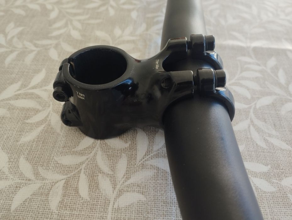 Guiador e avanço all montain