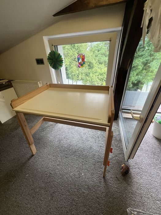 Biurko regulowane Ikea FLISAT