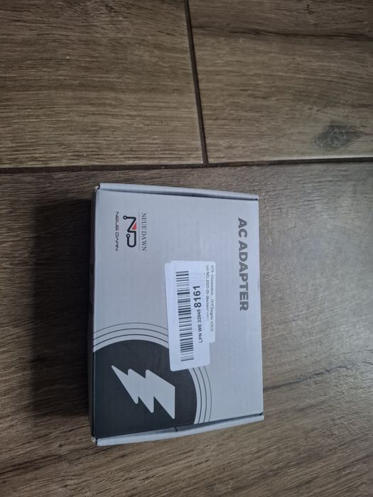 Ladowarka zmiennego napięcia Neue dawn 19v 230