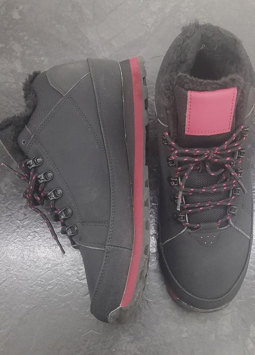 Buty trekingowe z futerkiem