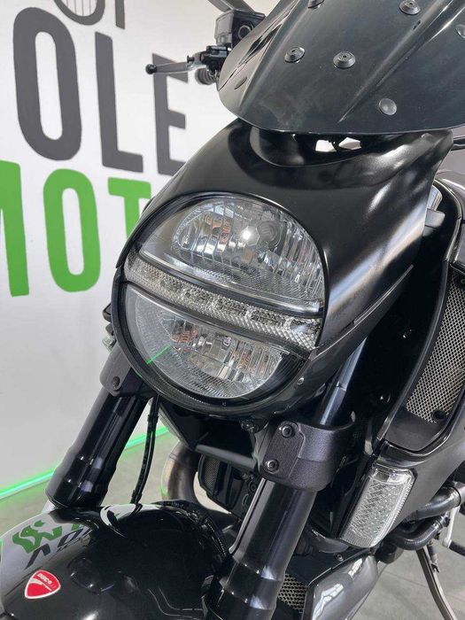 Мотоцикл Ducati diavel 1200
