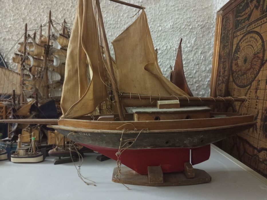 Cole%C3%A7%C3%A3o+de+barcos+caravelas+miniaturas+etc64552023084419120