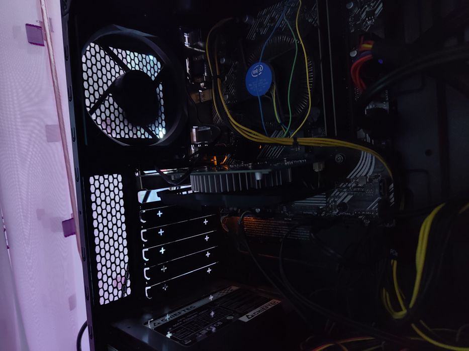 Продаю GT 1030 2gb GDDR5