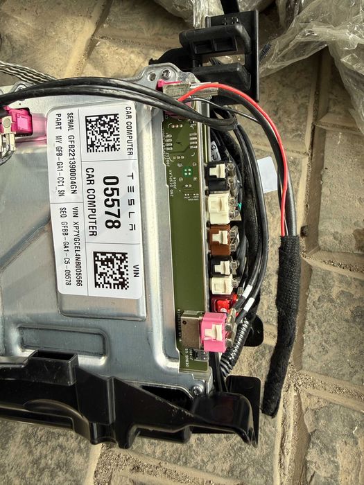 Компютер автопілоту навігації Tesla Model 3/Y MCU Бортовий компютер Тесла тройка вайка