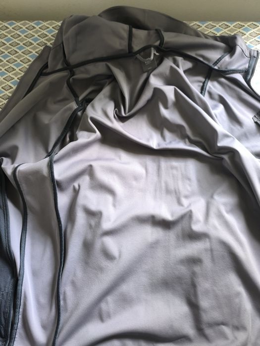 Куртка серая демисезон